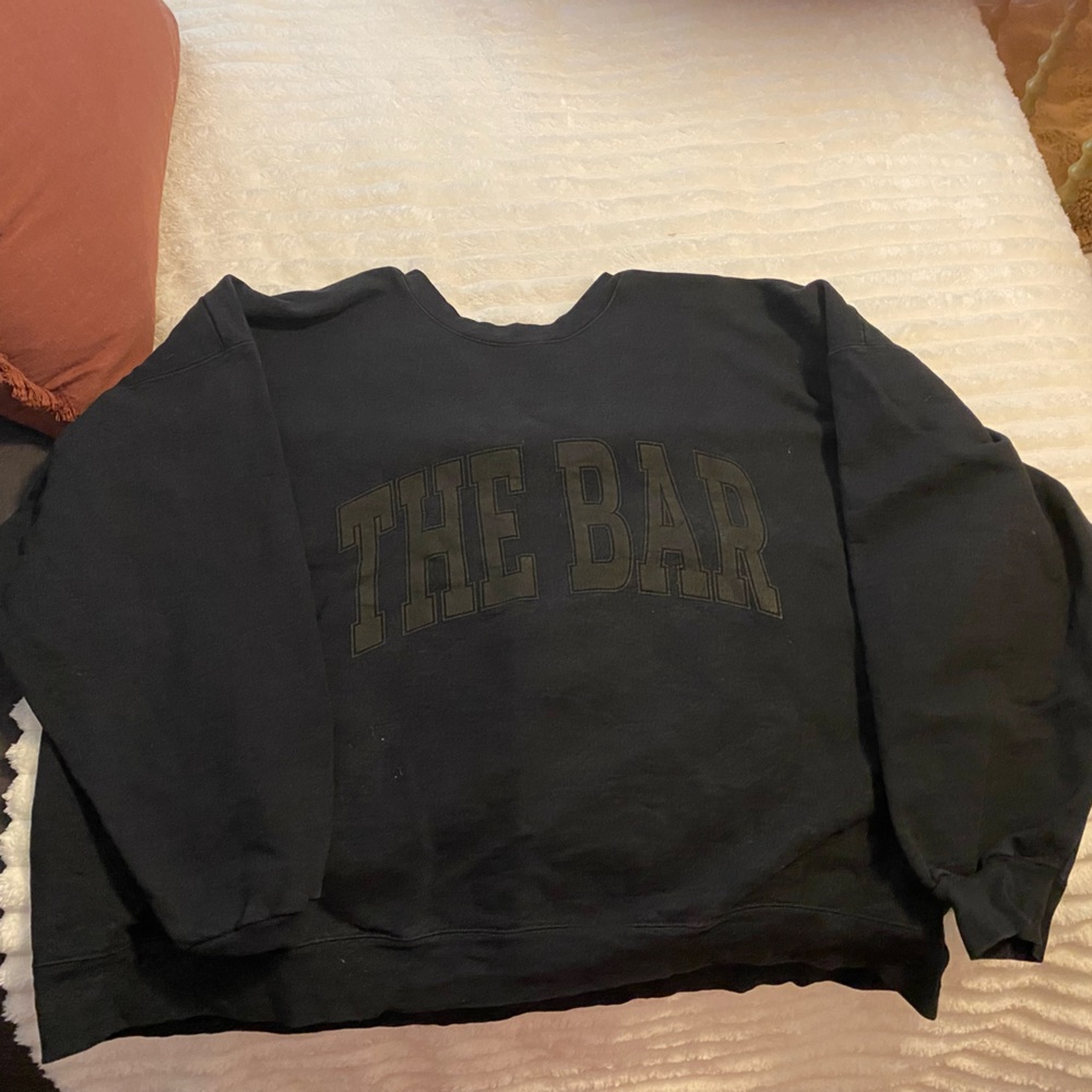 The Bar Classic Black Top